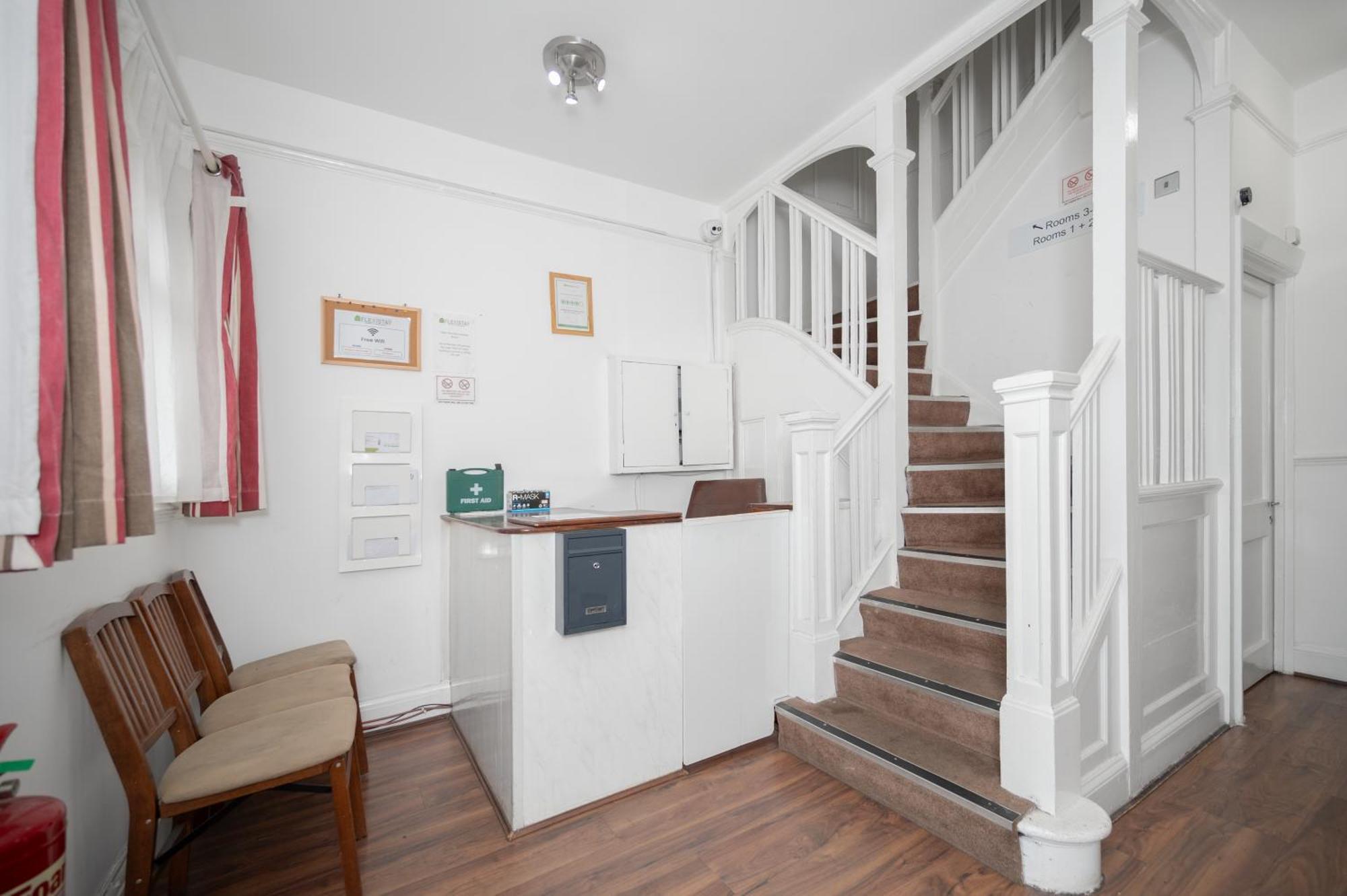 לונדון Flexistay Norbury Aparthotel מראה חיצוני תמונה