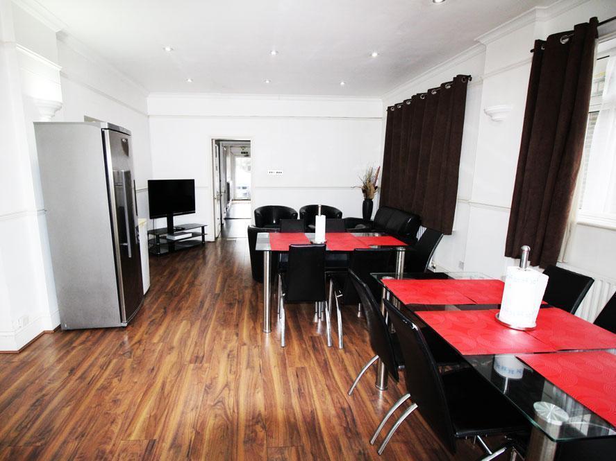 לונדון Flexistay Norbury Aparthotel מראה חיצוני תמונה