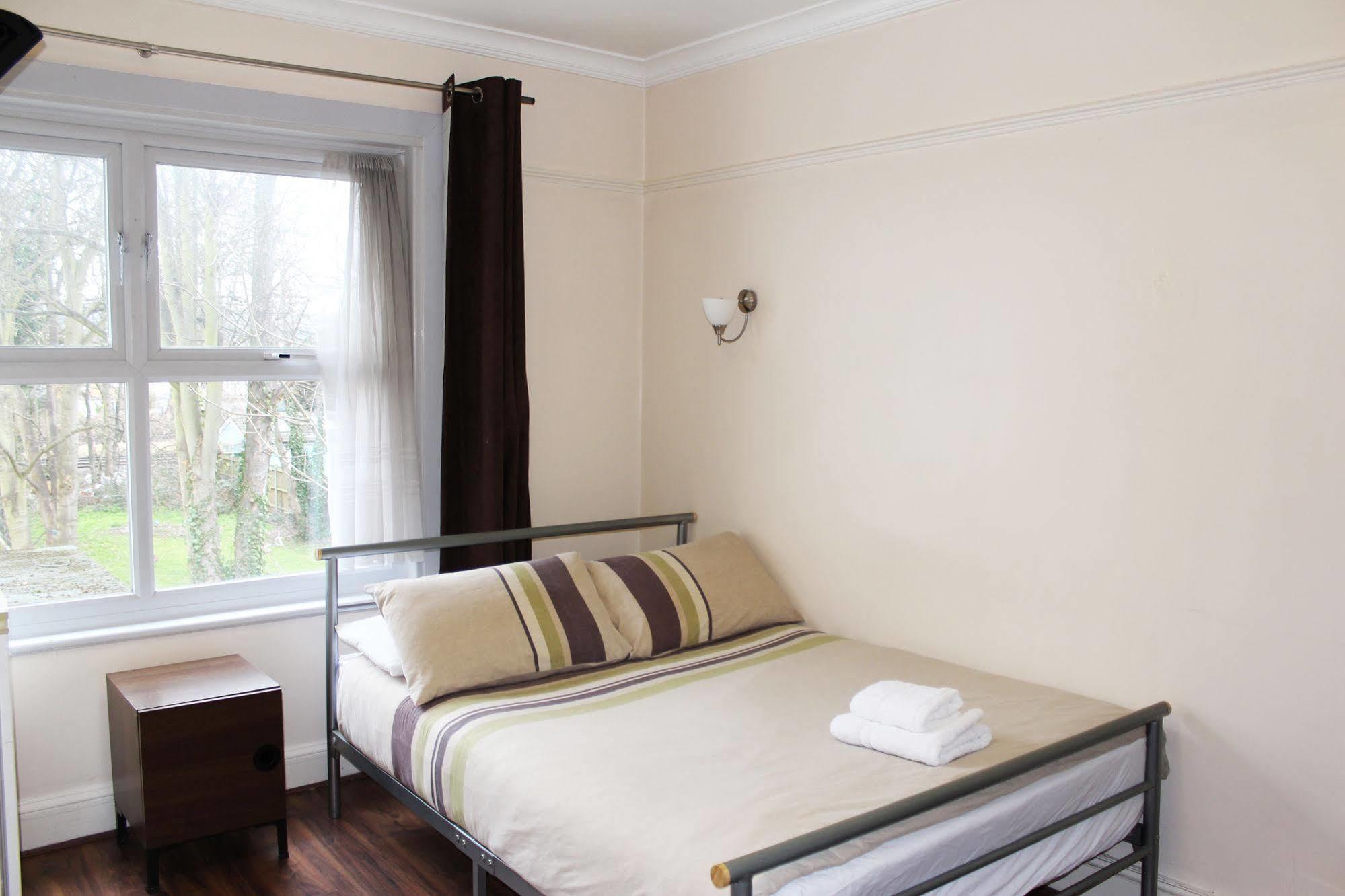 לונדון Flexistay Norbury Aparthotel מראה חיצוני תמונה